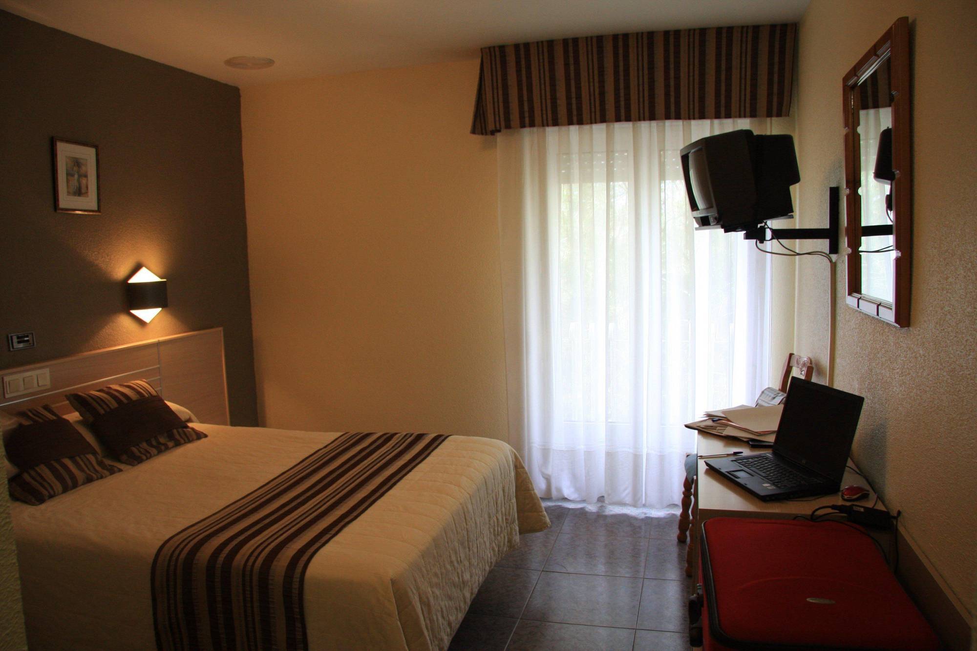 Hotel La Colina Geria Rum bild